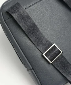 Piquadro Crossbody Bags-Black Square Crossbody bag grained cow leather