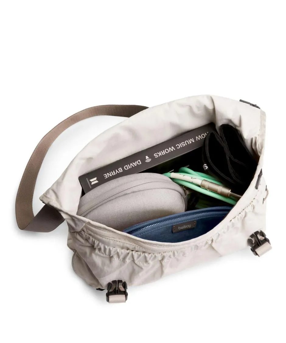 Bellroy Business- & Laptop Bags|Crossbody Bags-Cinch 12L Messenger bag recycled nylon