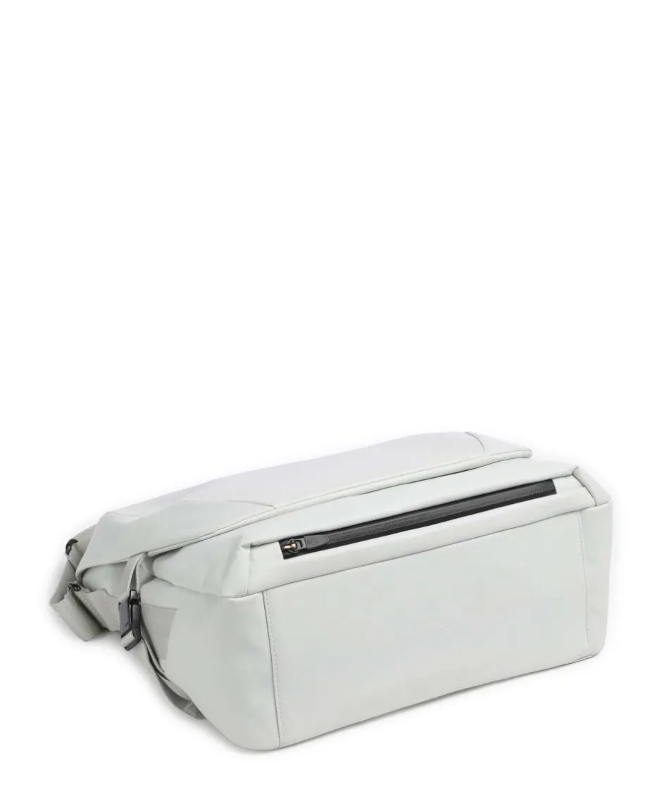 Aunts & Uncles Business- & Laptop Bags|Crossbody Bags-Japan Yamakuni Messenger bag 13″ recycled nylon