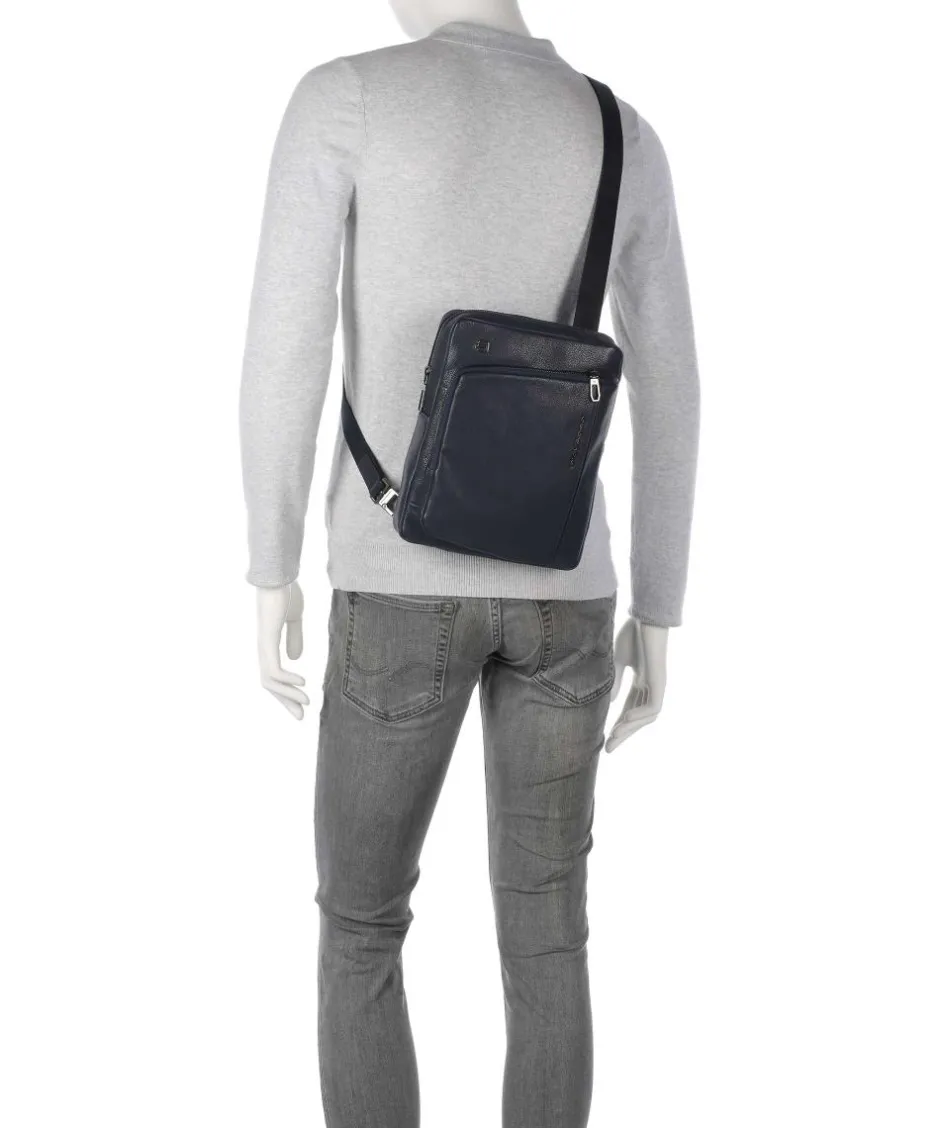 Piquadro Crossbody Bags-S134 Crossbody bag grained cow leather