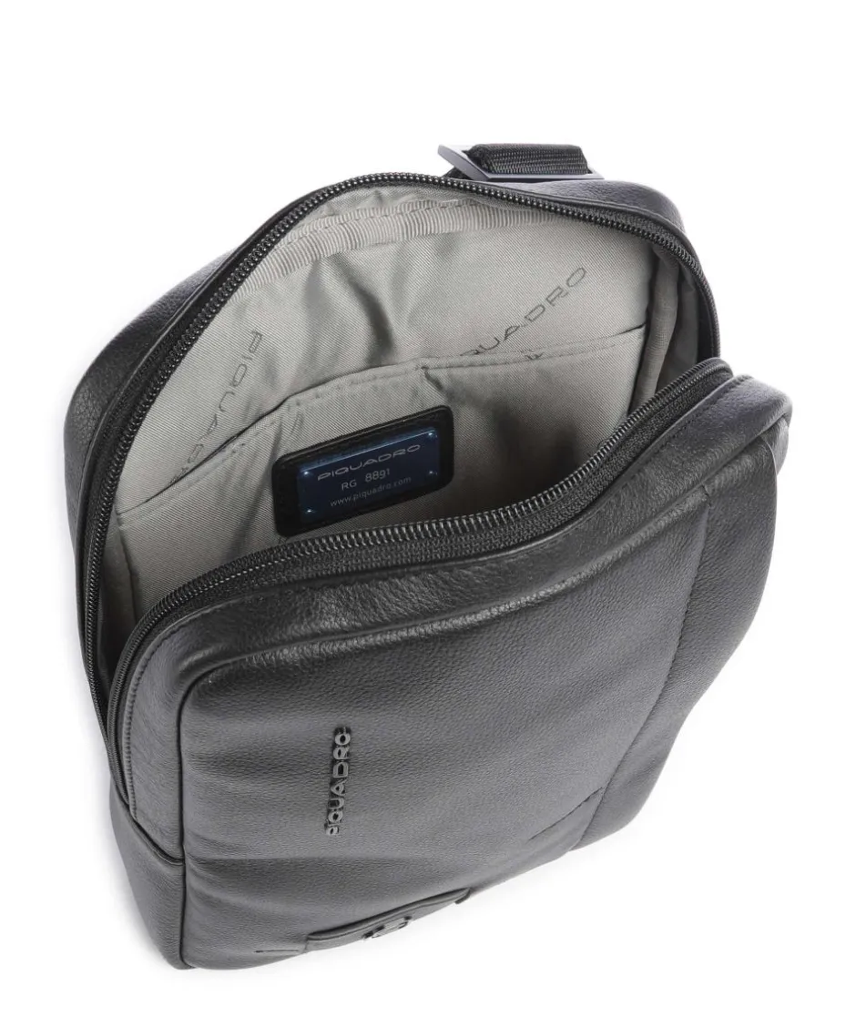 Piquadro Crossbody Bags-W137 Crossbody bag grained cow leather