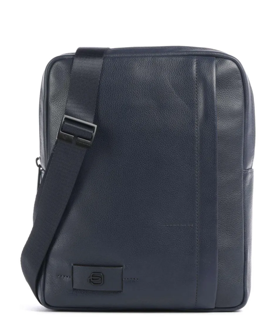 Piquadro Crossbody Bags-W137 Crossbody bag grained cow leather