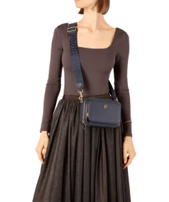 AIGNER Crossbody Bags-Zita S Crossbody bag grained cow leather